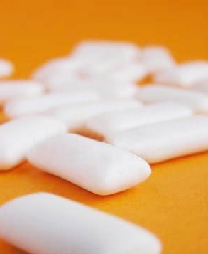 误区:口香糖健齿等常识纯属忽悠