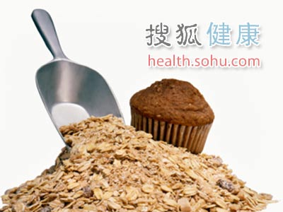 防乳腺疾病多吃全麦食物喝红酒