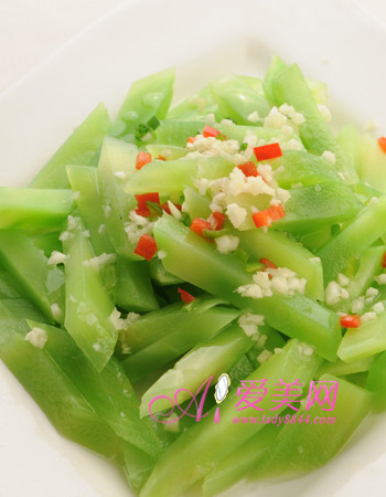  夏天吃什么菜？9种苦味菜不容错过 