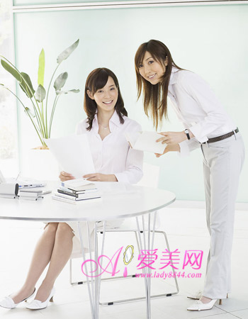  上班族易亚健康 注意减压调饮食才能保健康 