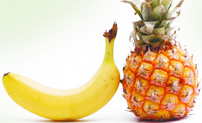 早餐不要空腹吃香蕉和菠萝
