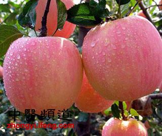 这样吃苹果竟堪比吃砒霜