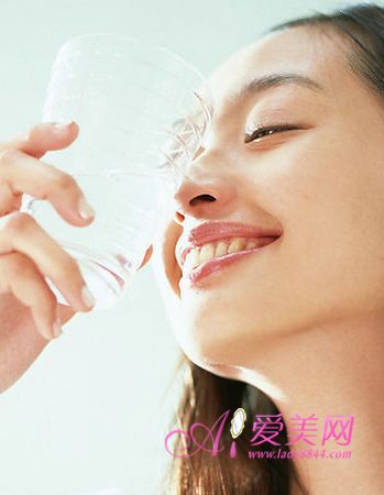 饮水机喝水卫生隐患多多