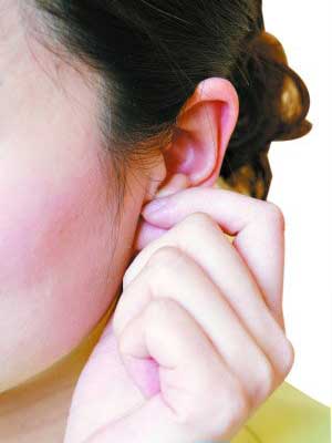 从耳垂薄厚看肾好坏 摩耳朵10法强肾健身