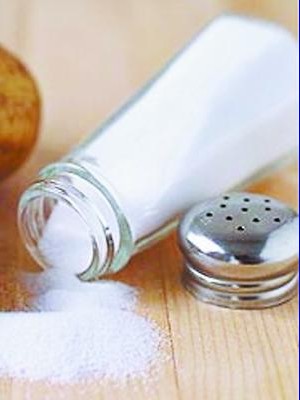 食盐有十大保健功效 用盐洗发除油效果最好
